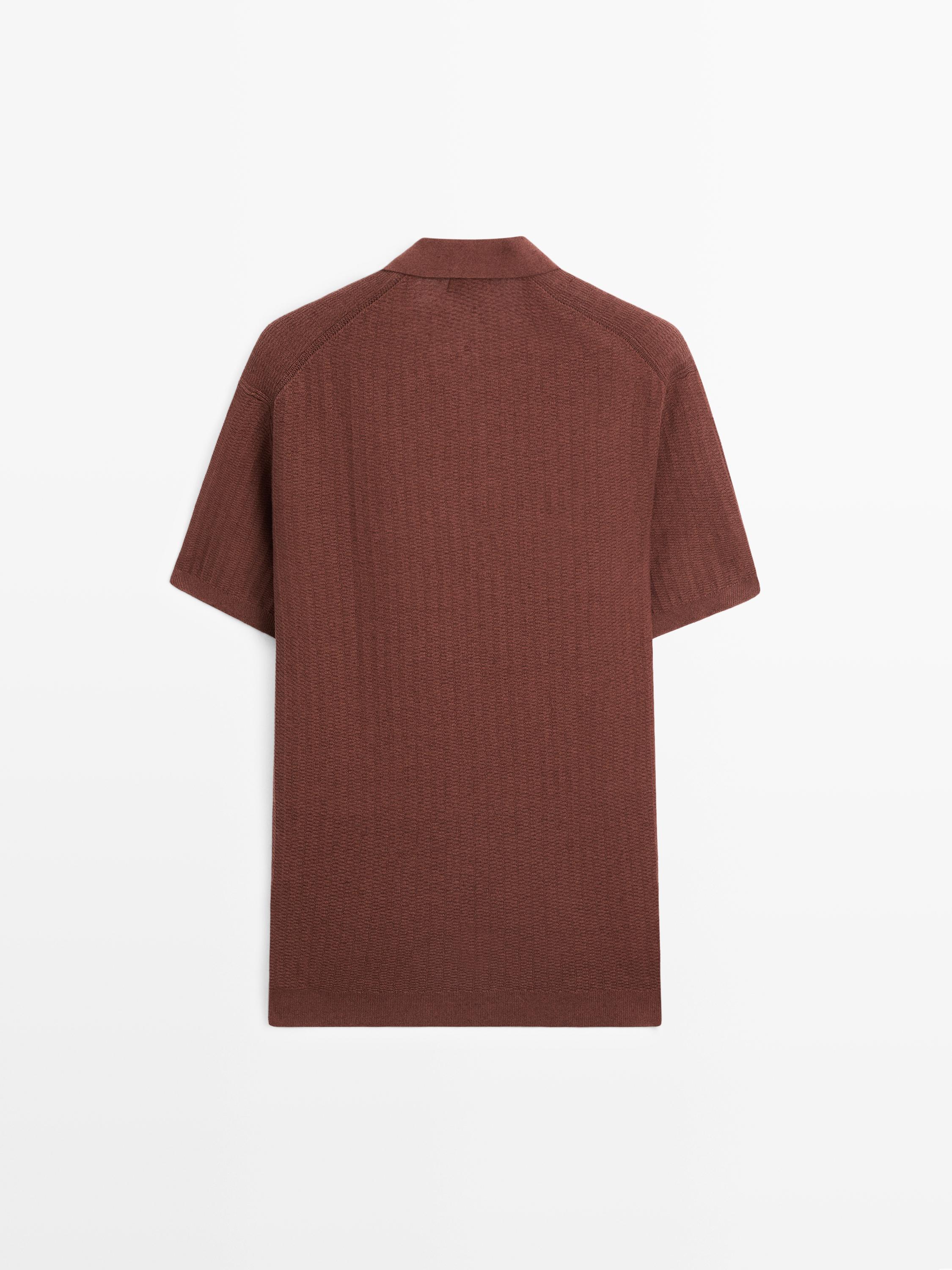 Short sleeve cotton and linen blend knit polo shirt